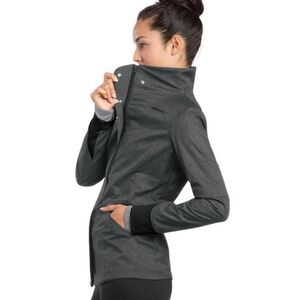 BROOKS - Pure Project Reflective Pinstripe Running Jacket